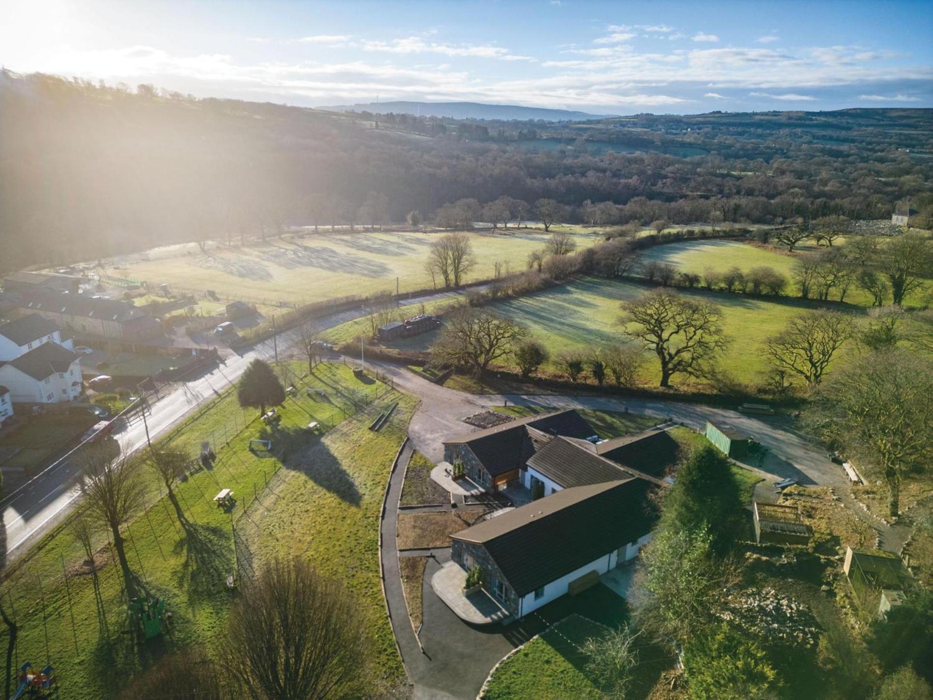 Suite 3 - Sleeping Giant Hotel - Pen Y Cae Inn Brecon Exterior foto
